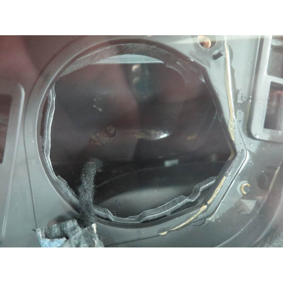 2015 Lincoln MKS Dash speaker removed