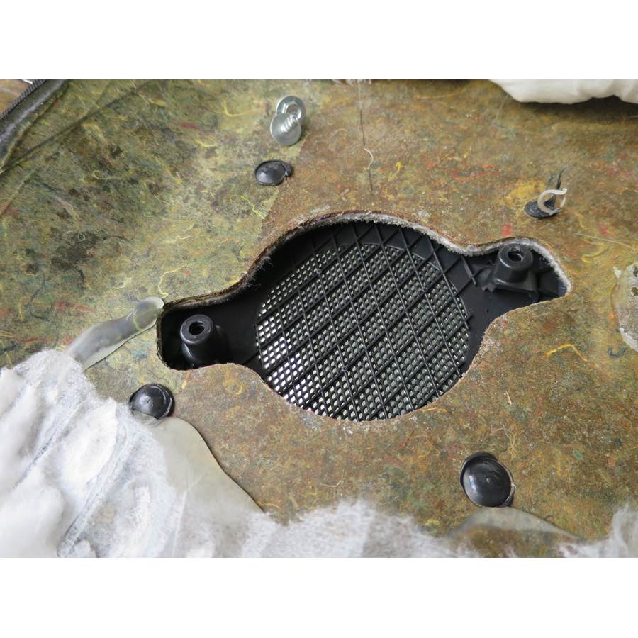 2015 Lincoln MKS Rear deck speaker removed