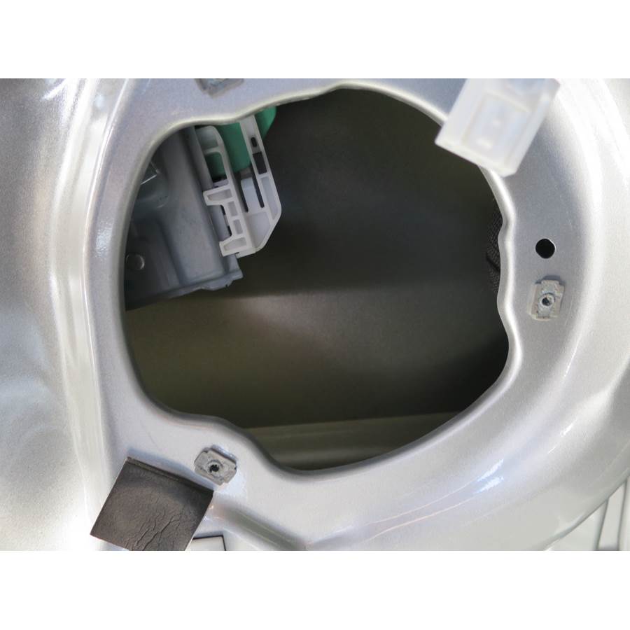 2017 Lincoln MKX Front door woofer removed