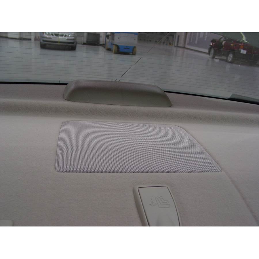 2005 Lexus ES330 Rear deck center speaker location