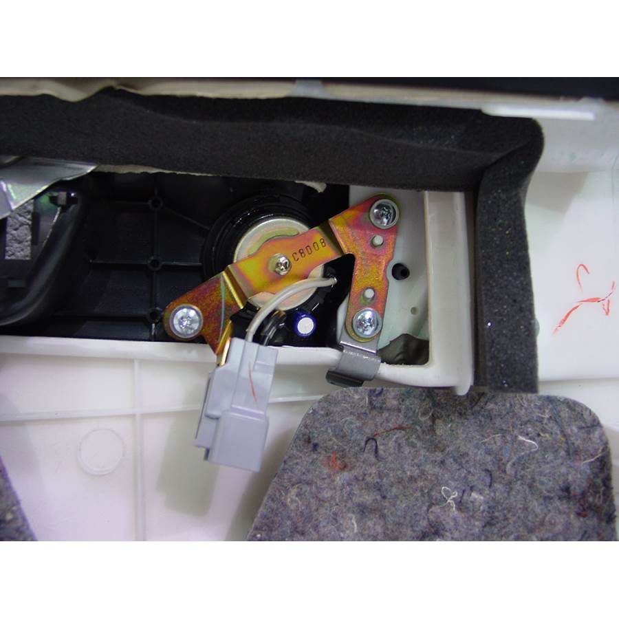 2006 Lexus ES330 Front door tweeter