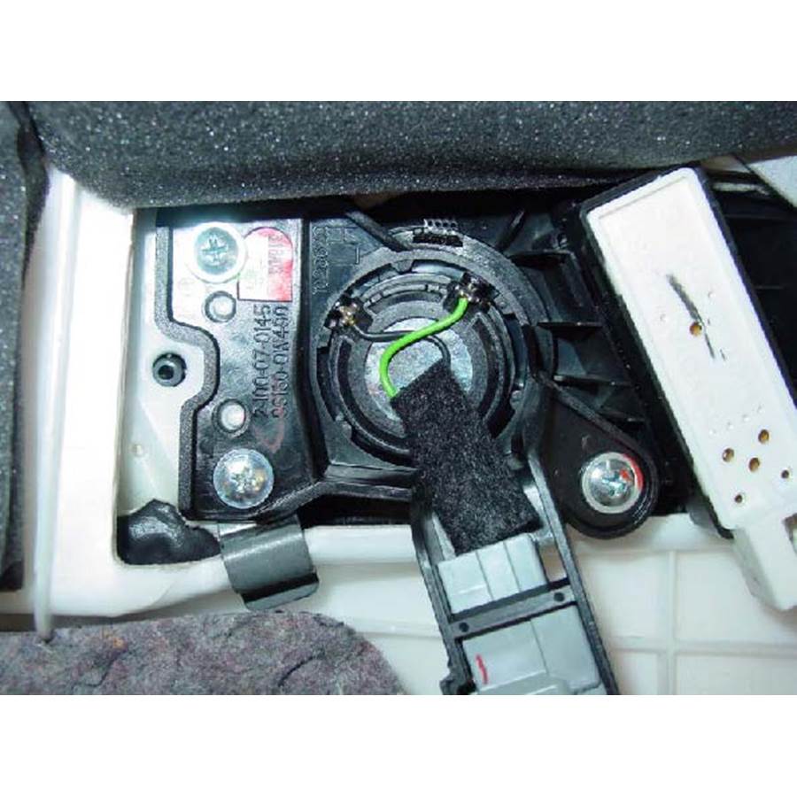 2005 Lexus ES330 Front door tweeter