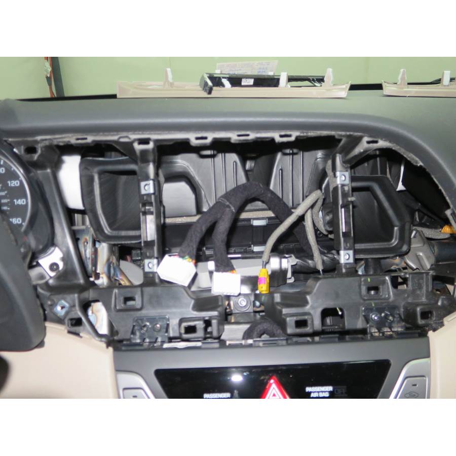 2018 Hyundai Elantra Factory radio removed