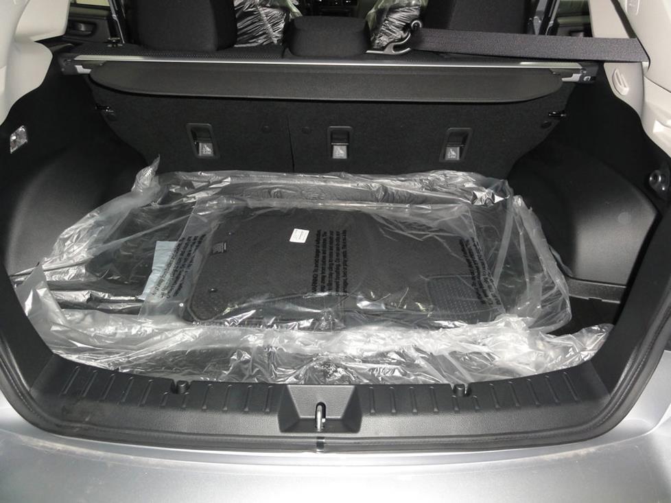 subaru impreza hatchback trunk