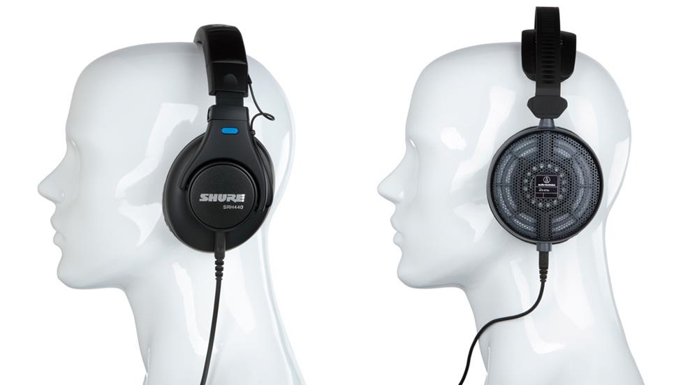 Closed-back and open-back headphones on mannequin heads