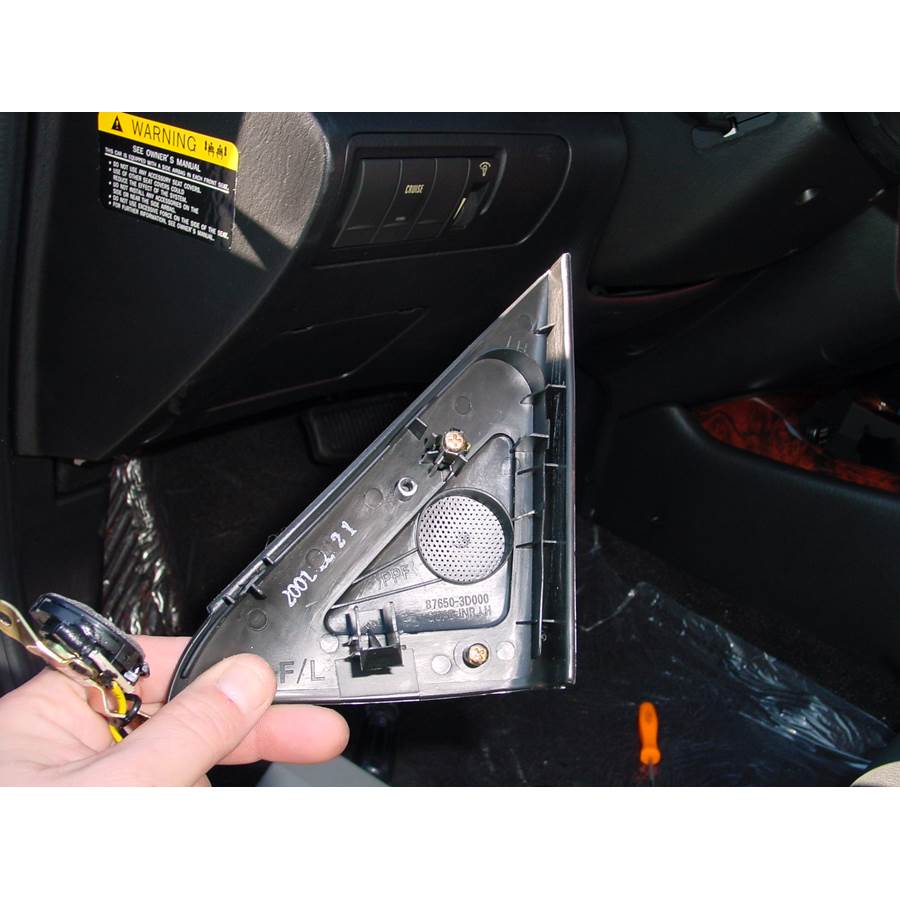 2002 Hyundai Sonata Front door tweeter removed
