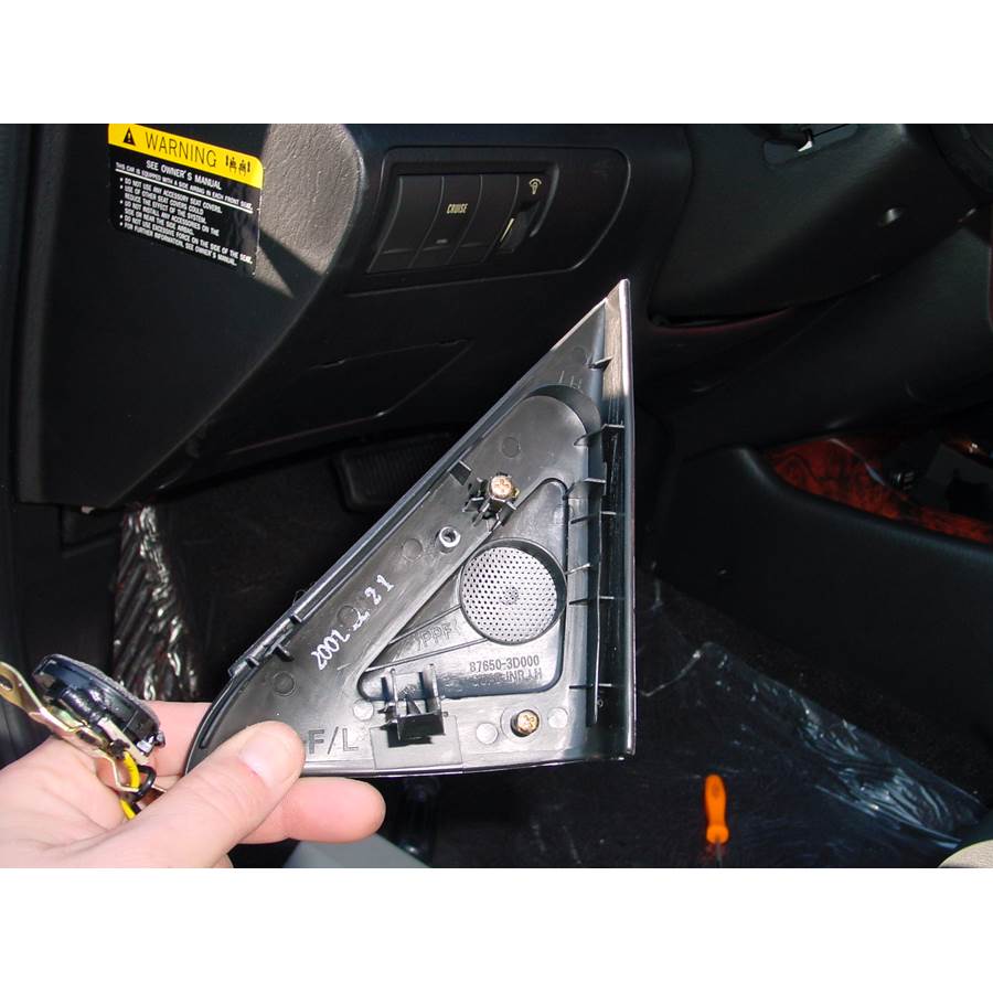 2003 Hyundai Sonata Front door tweeter removed