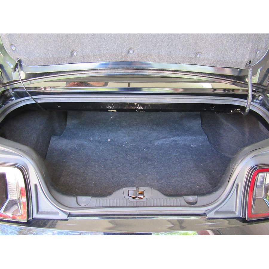 2010 Ford Mustang Cargo space