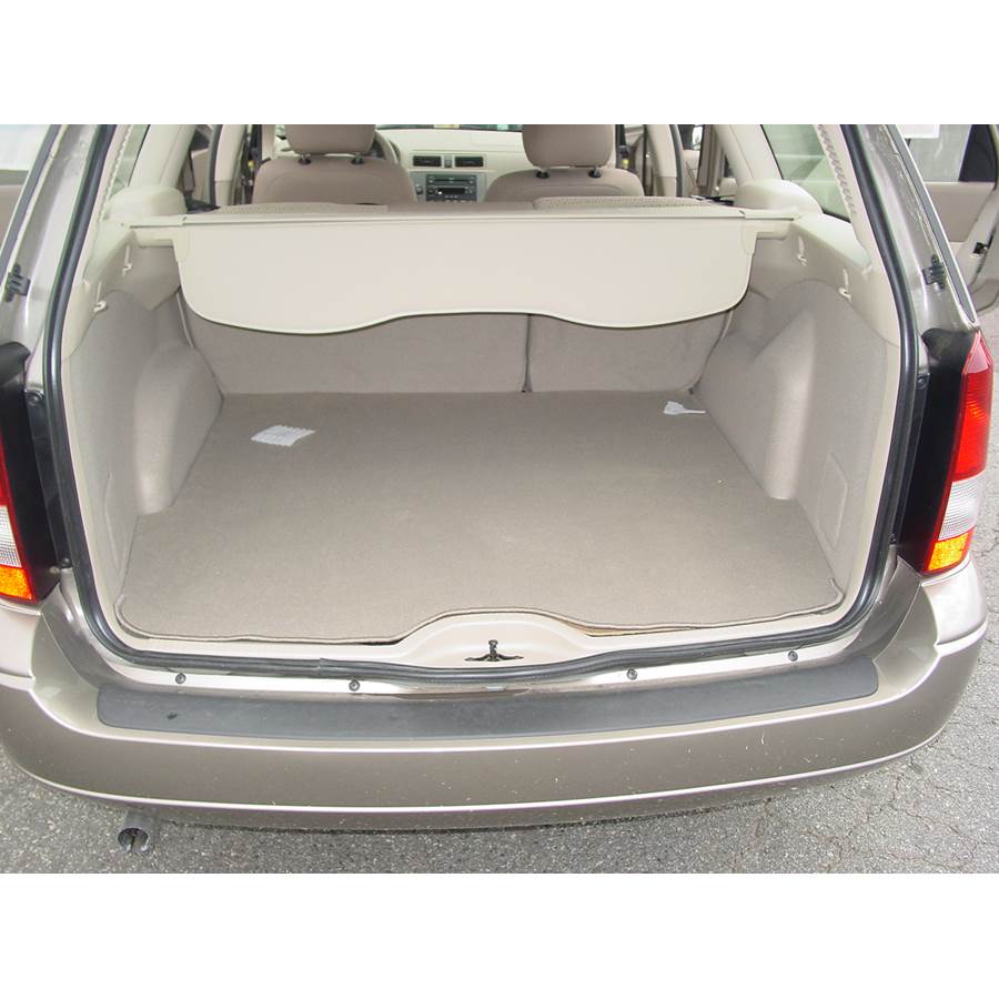 2005 Ford Focus ZXW Cargo space