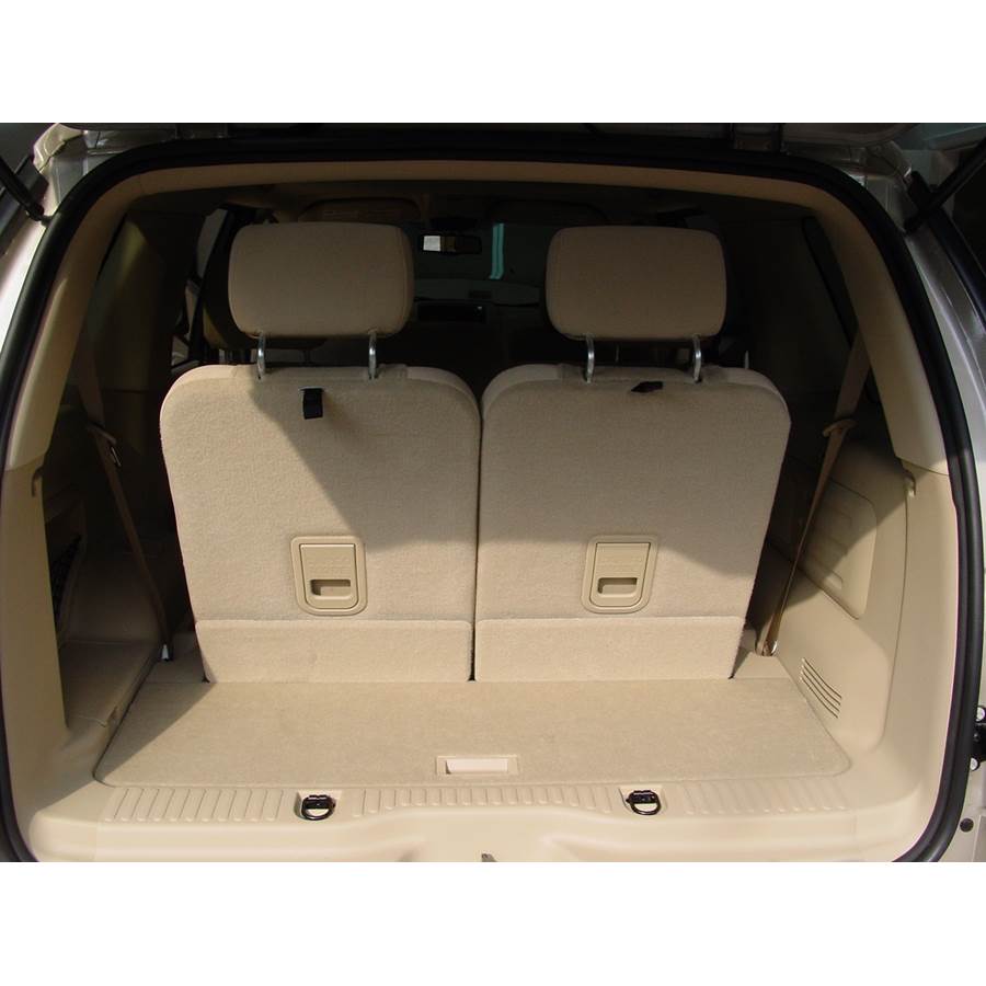 2006 Ford Explorer Cargo space