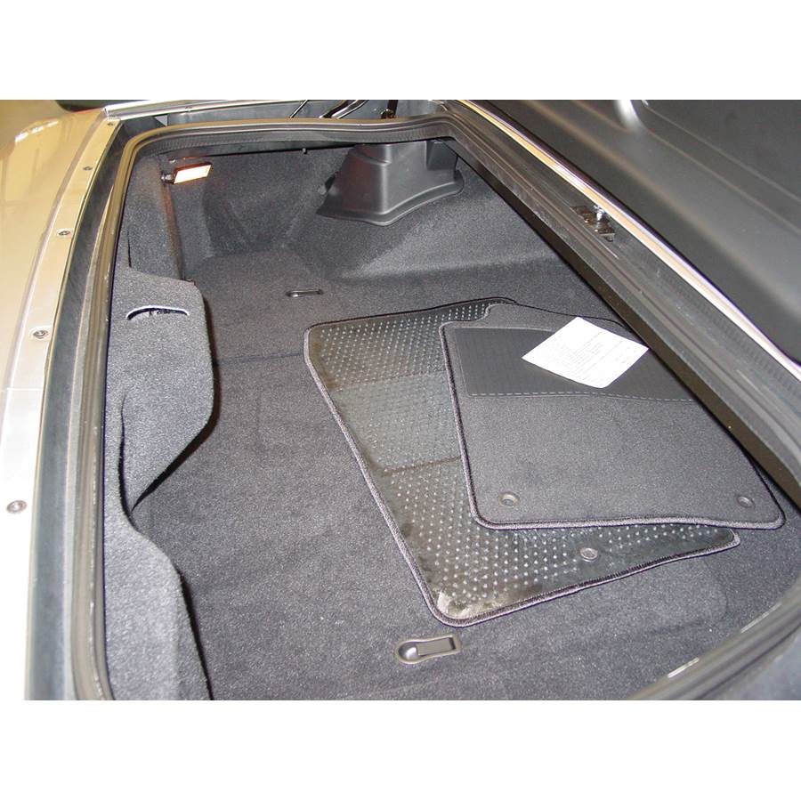 2004 Chevrolet Corvette Cargo space