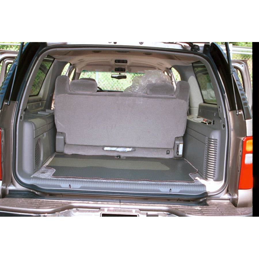 2006 GMC Yukon Cargo space