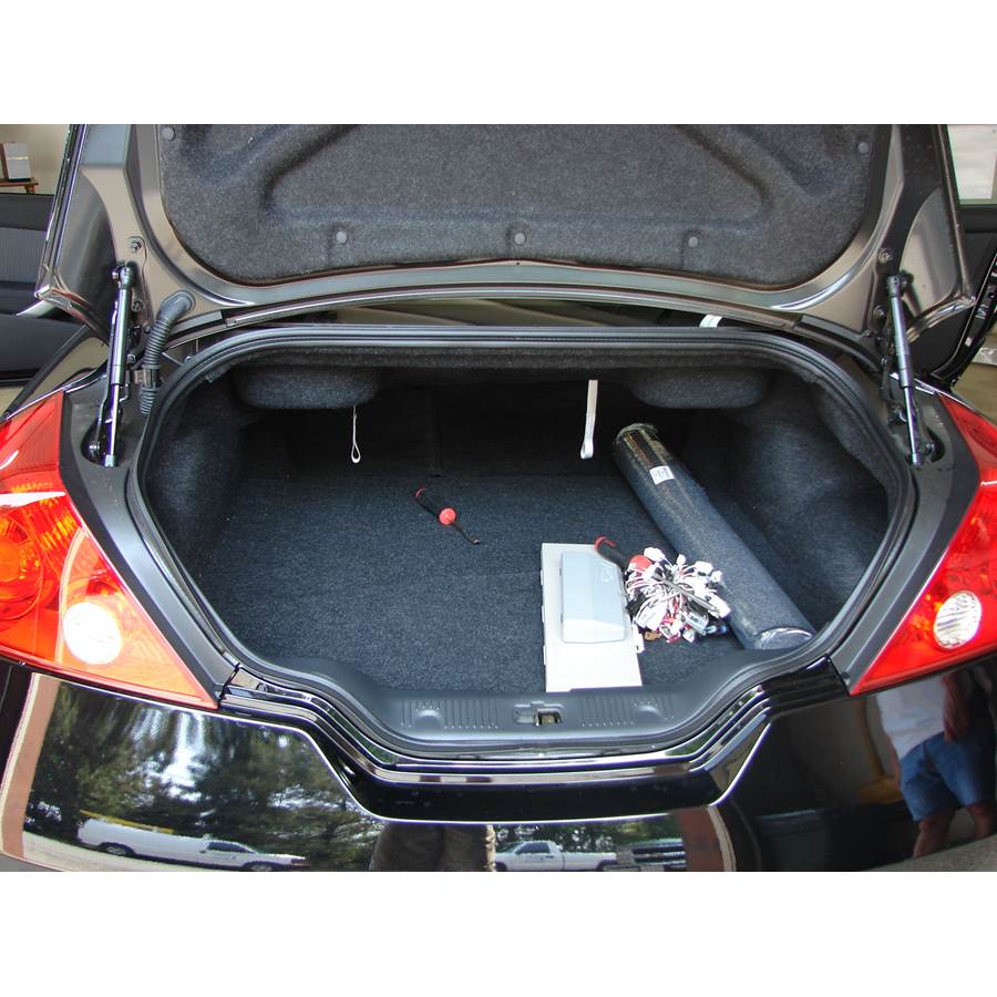 2012 Nissan Altima Cargo space