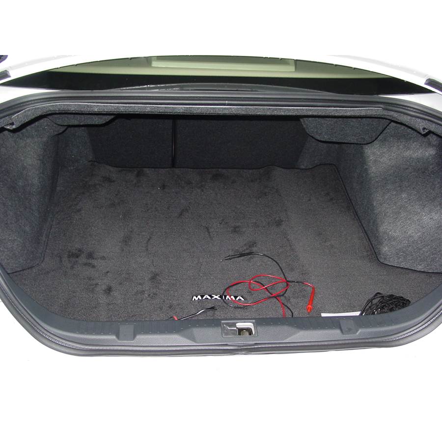 2007 Nissan Maxima Cargo space