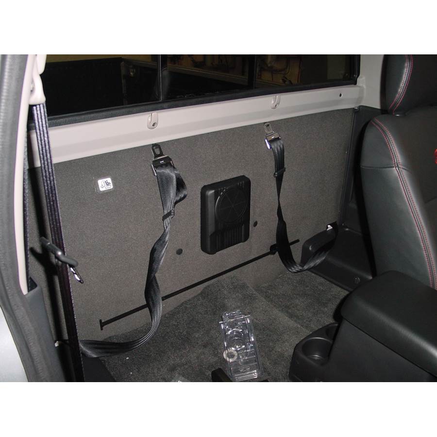 1998 Nissan Frontier Cargo space