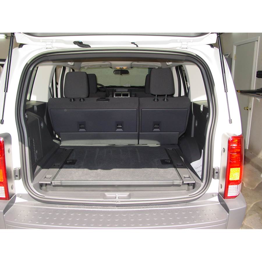 2009 Dodge Nitro Cargo space