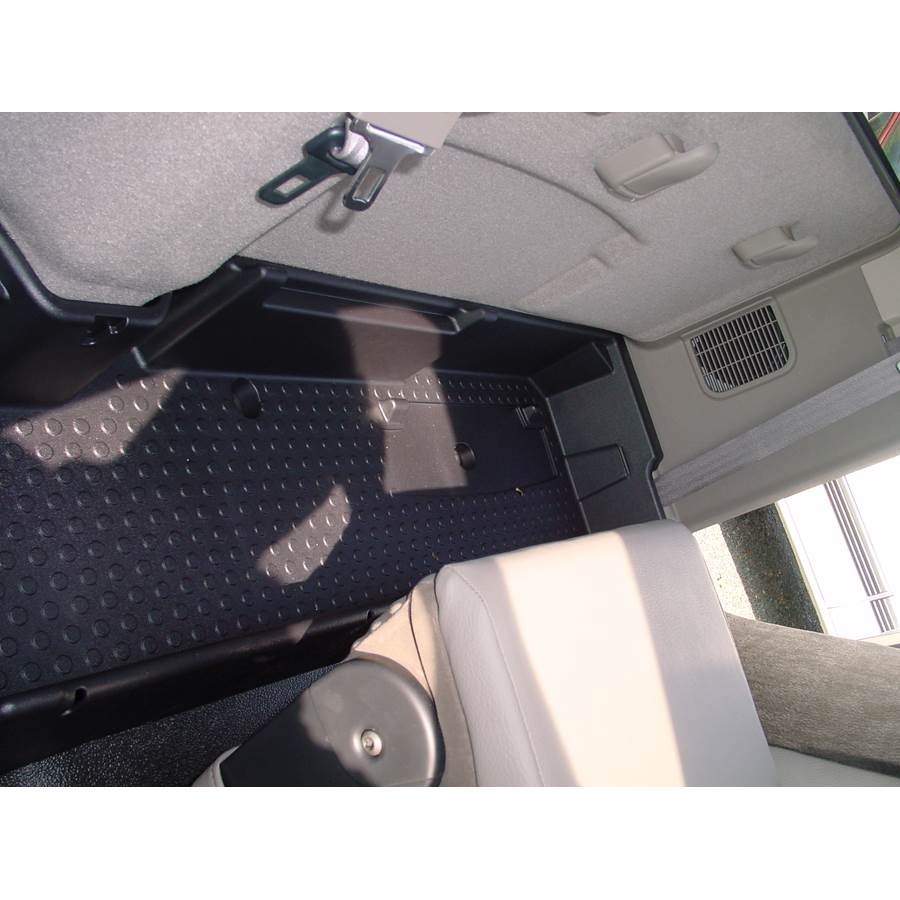 2005 Dodge Ram 2500 Cargo space