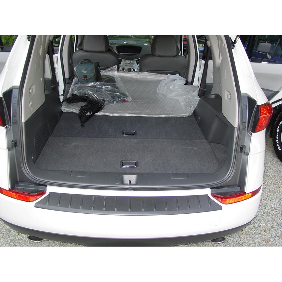 2014 Subaru Tribeca Cargo space