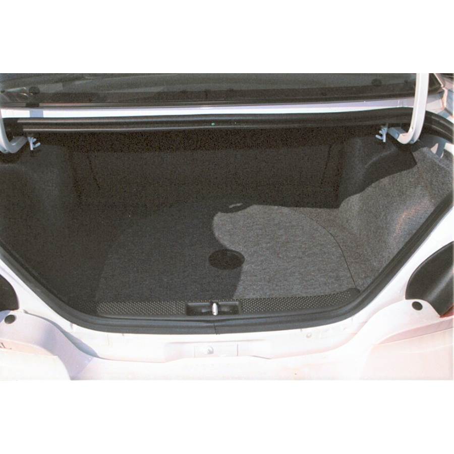 2001 Pontiac Sunfire Cargo space