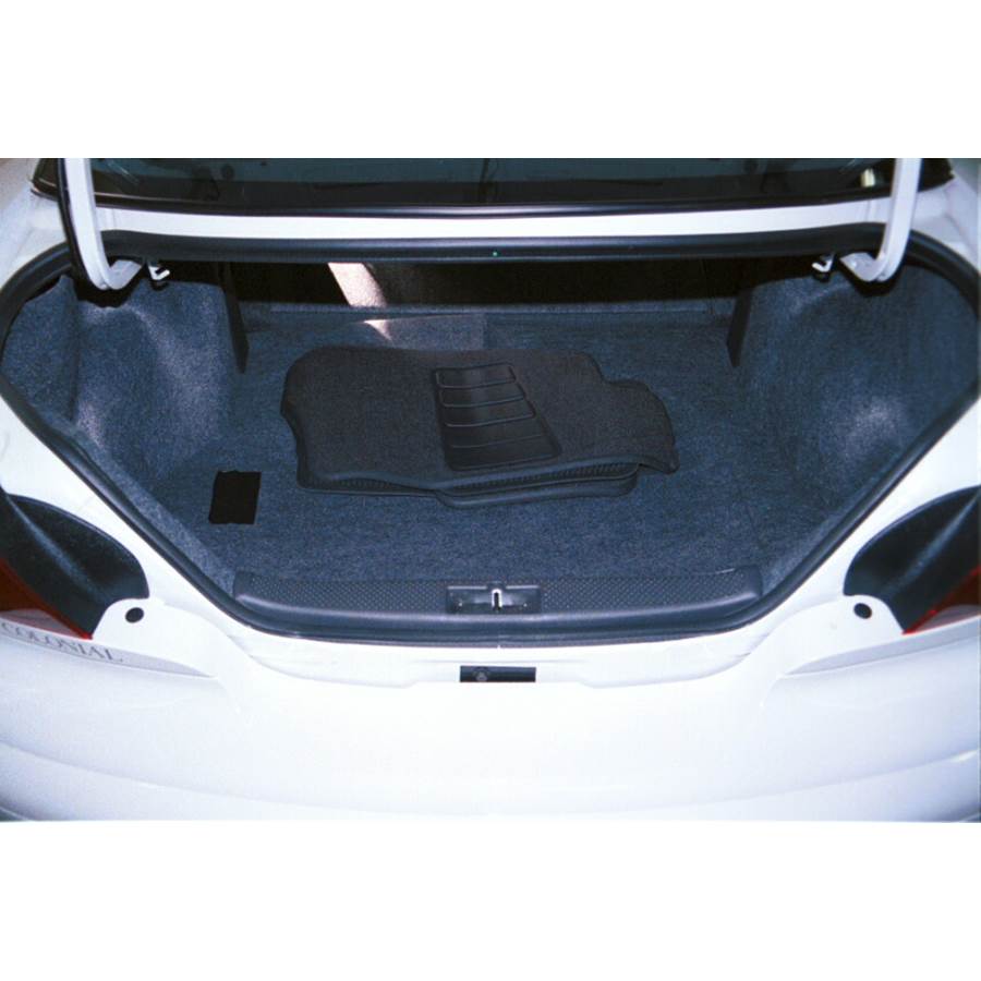 1999 Pontiac Sunfire Cargo space