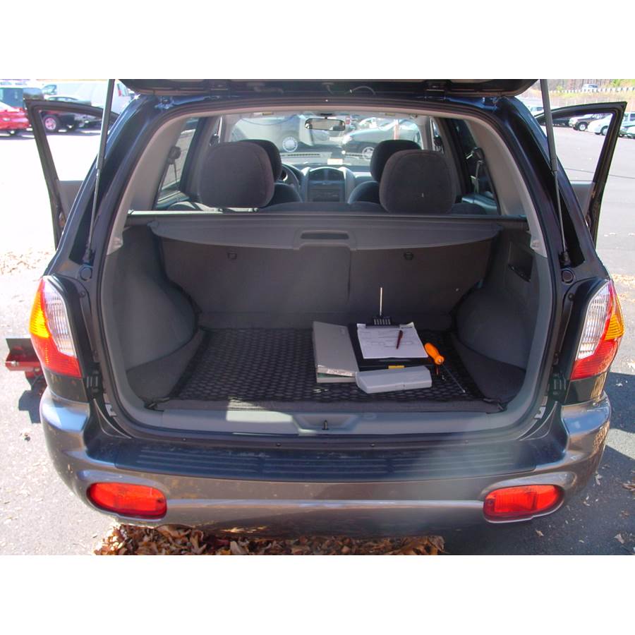 2001 Hyundai Santa Fe Cargo space