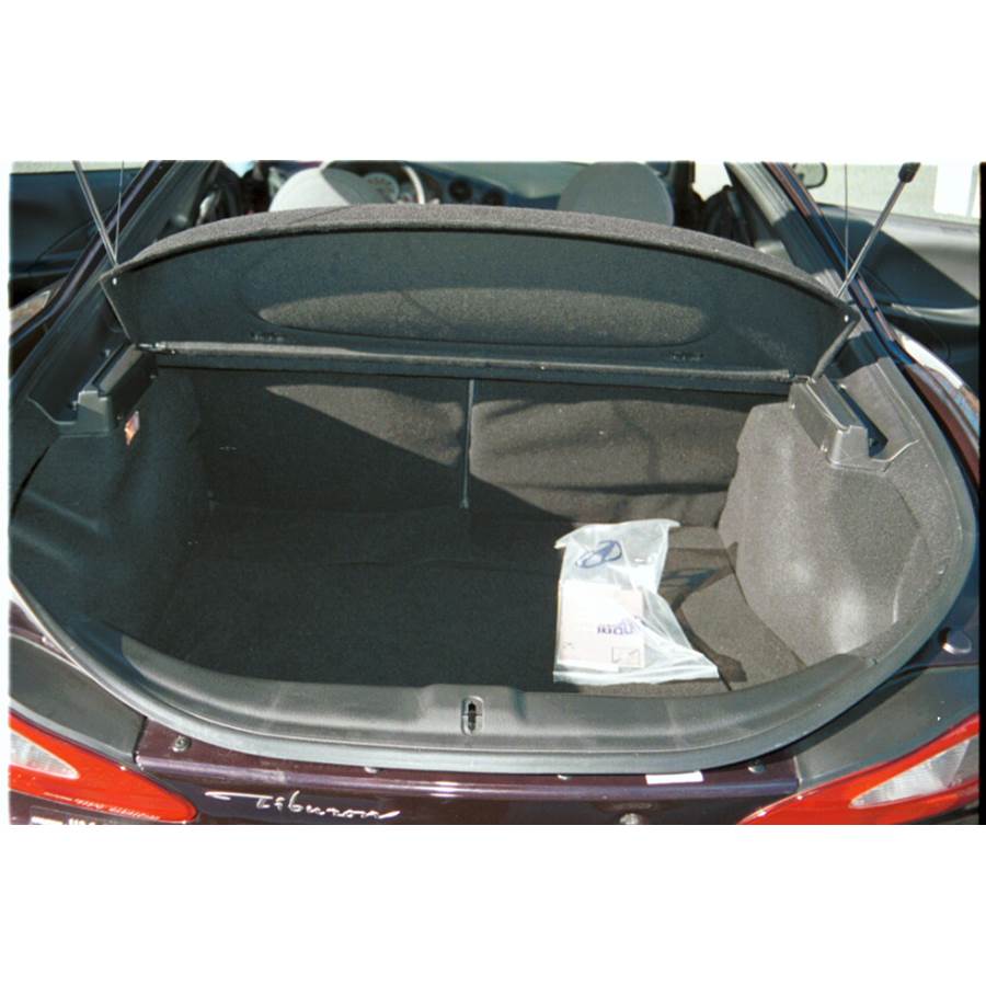 1997 Hyundai Tiburon Cargo space