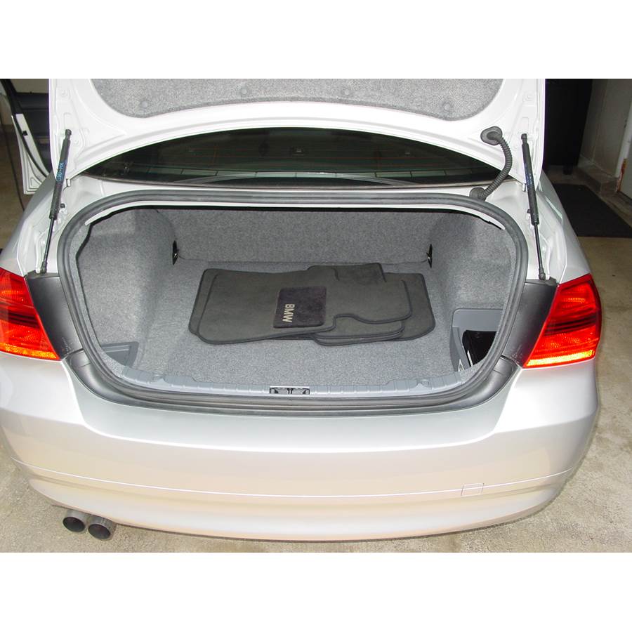 2009 BMW M3 Cargo space
