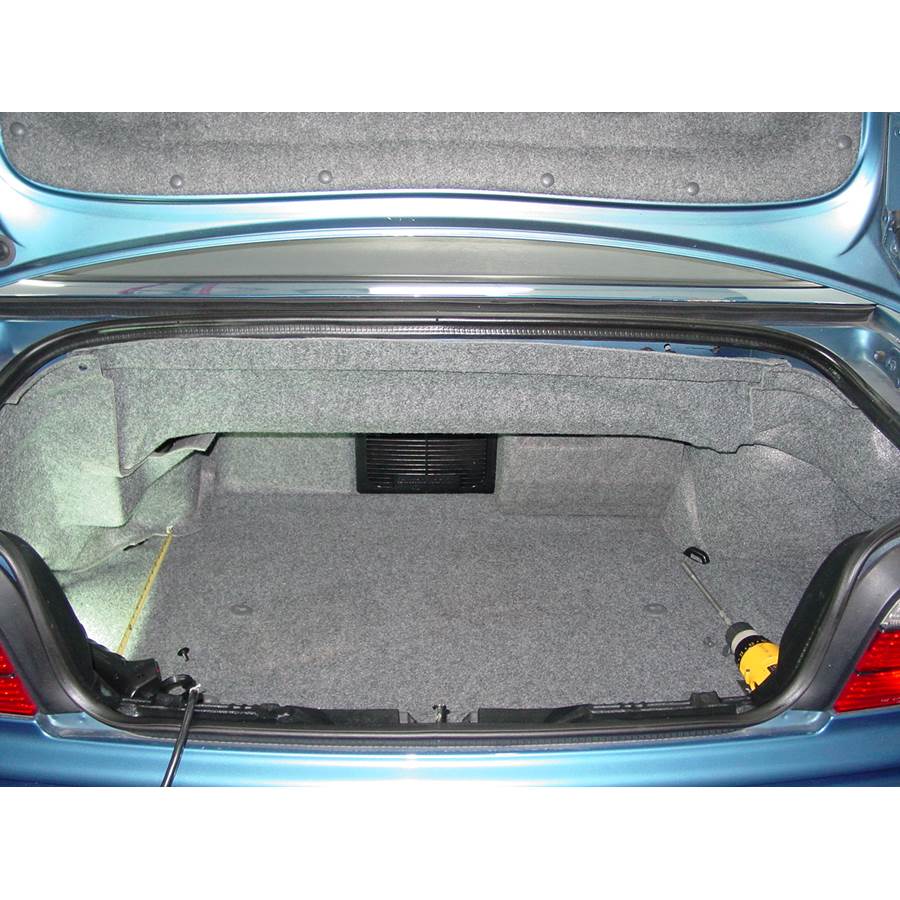2003 BMW M3 Cargo space