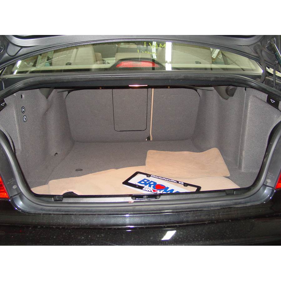 2002 BMW 5 Series Cargo space