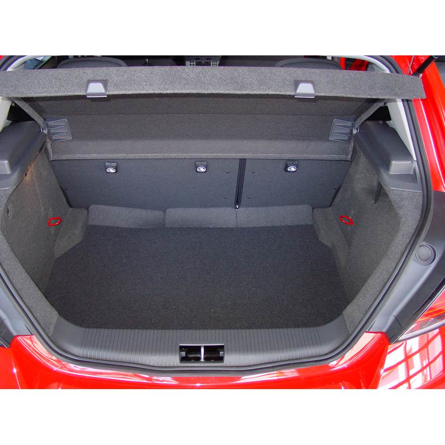 2008 Saturn Astra Cargo space