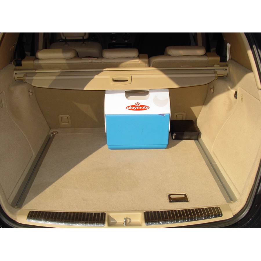 2010 Mercedes-Benz ML550 Cargo space