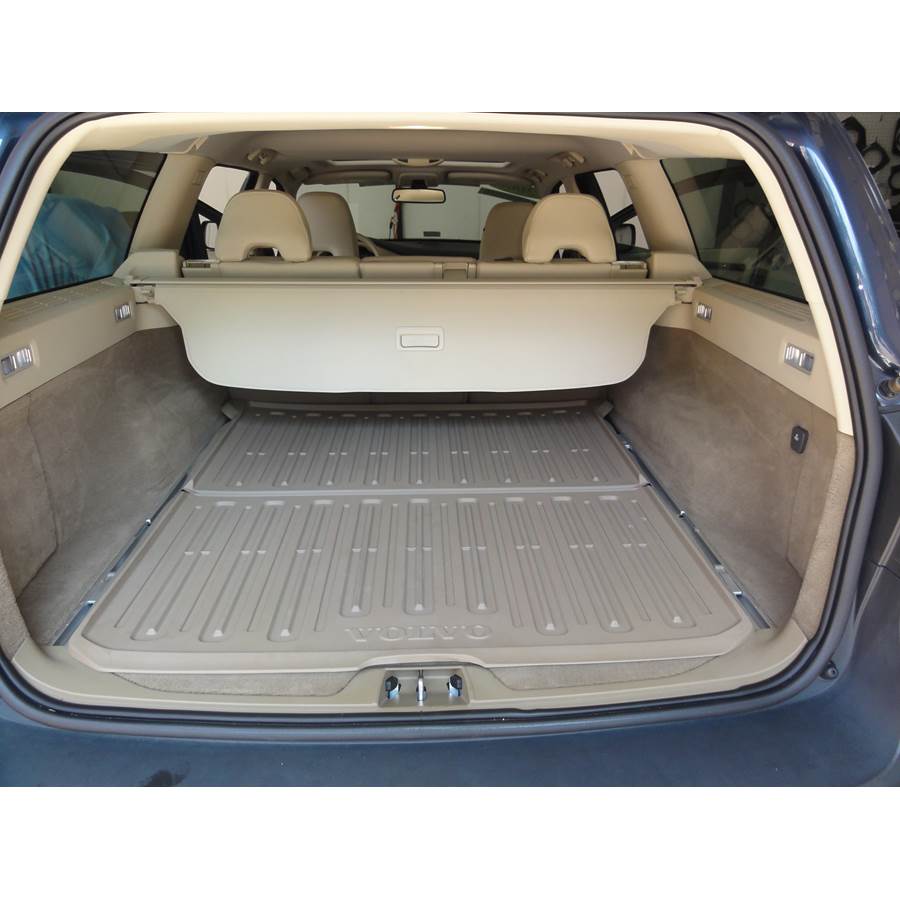 2012 Volvo XC70 Cargo space