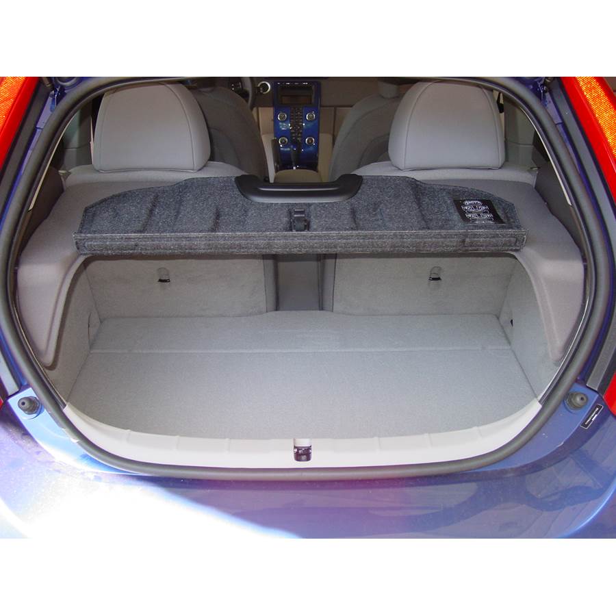 2009 Volvo C30 Cargo space