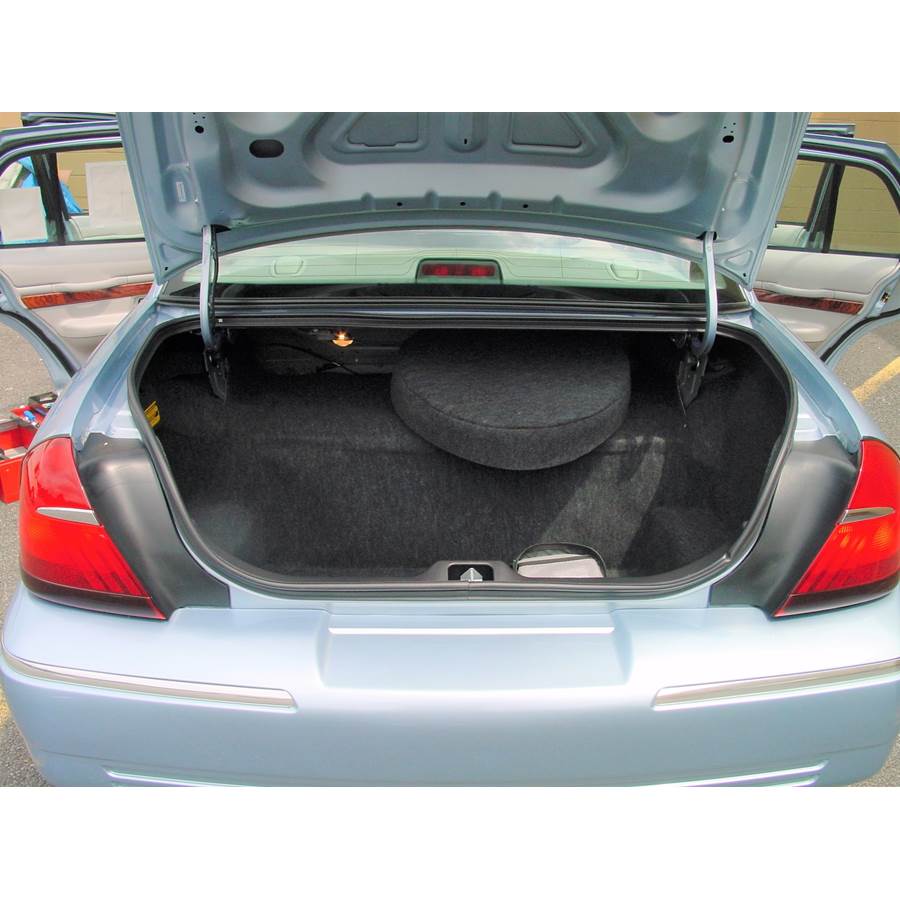 1998 Mercury Grand Marquis Cargo space