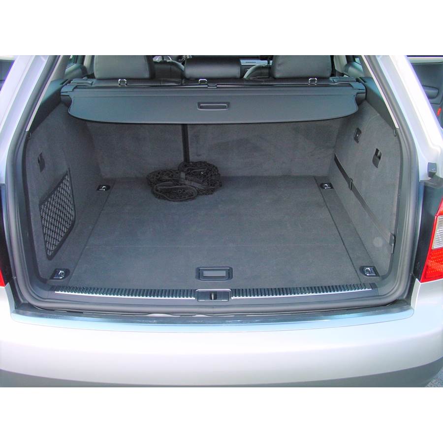 2005 Audi A4 Cargo space