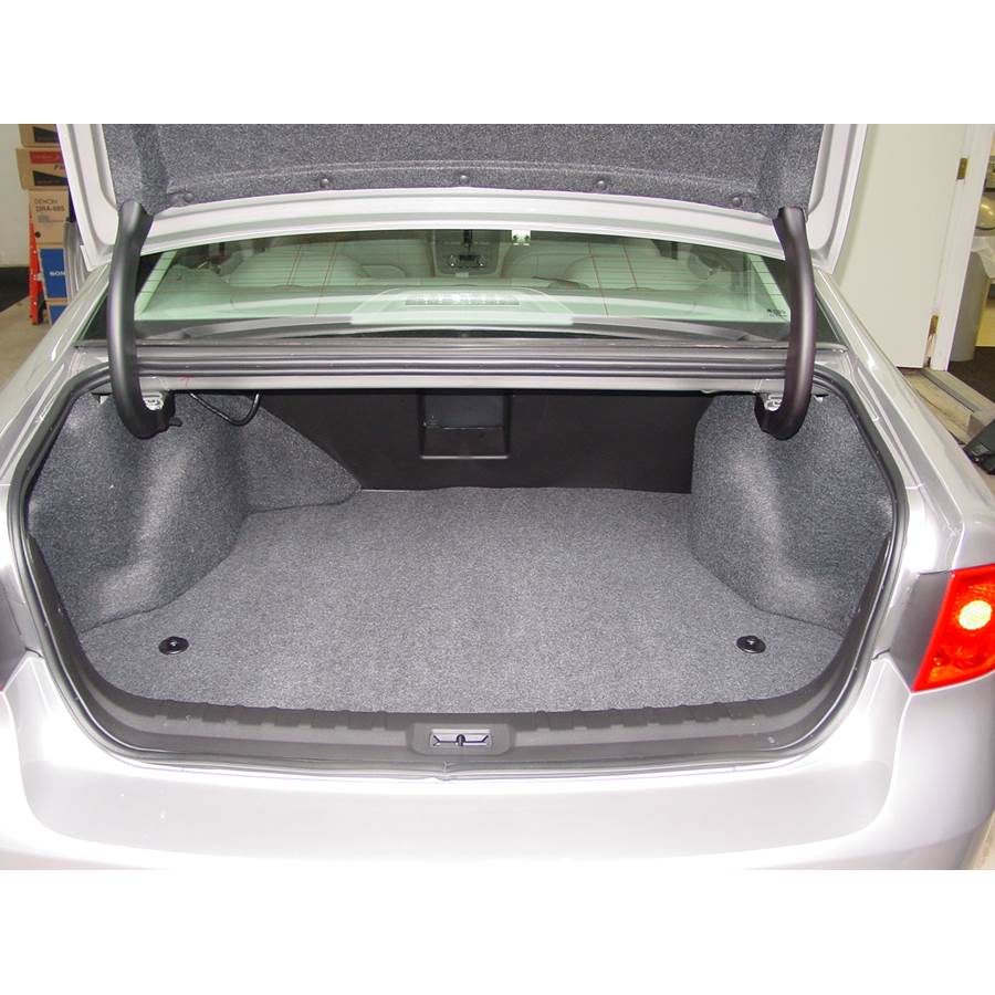2006 Buick Lucerne Cargo space