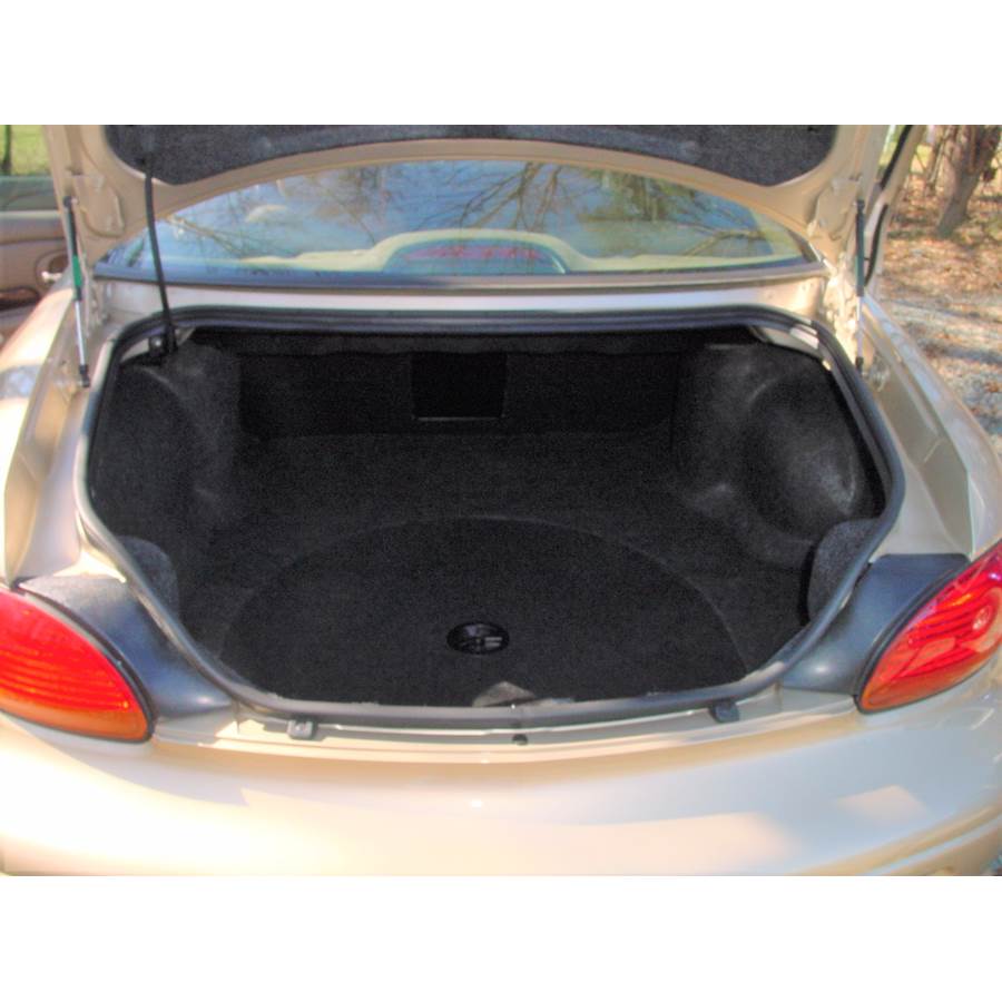 2000 Chrysler LHS Cargo space