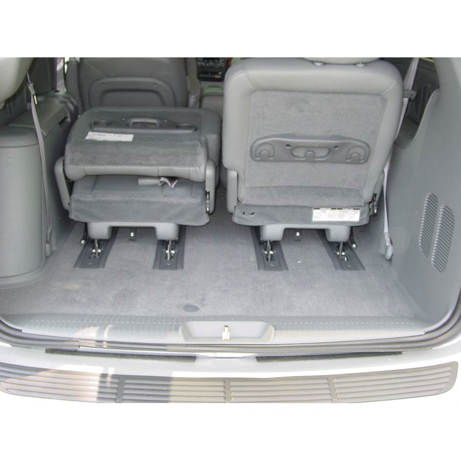 2002 Chrysler Town and Country Cargo space