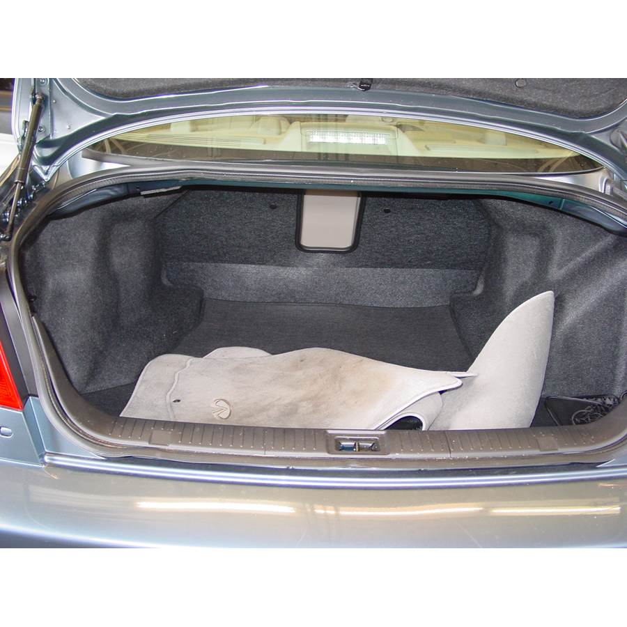2006 Infiniti G35 Cargo space