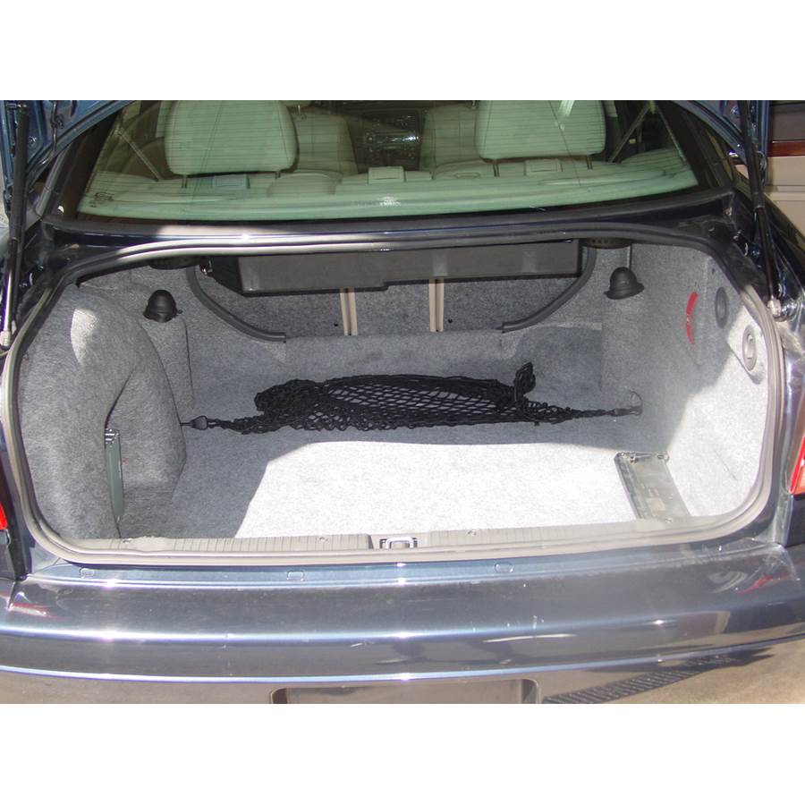 2000 Cadillac Catera Cargo space
