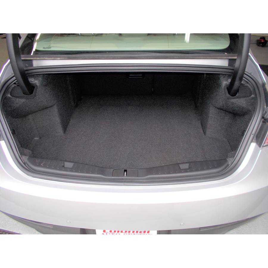 2013 Lincoln MKZ Cargo space