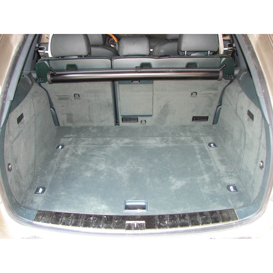 2004 Porsche Cayenne Cargo space