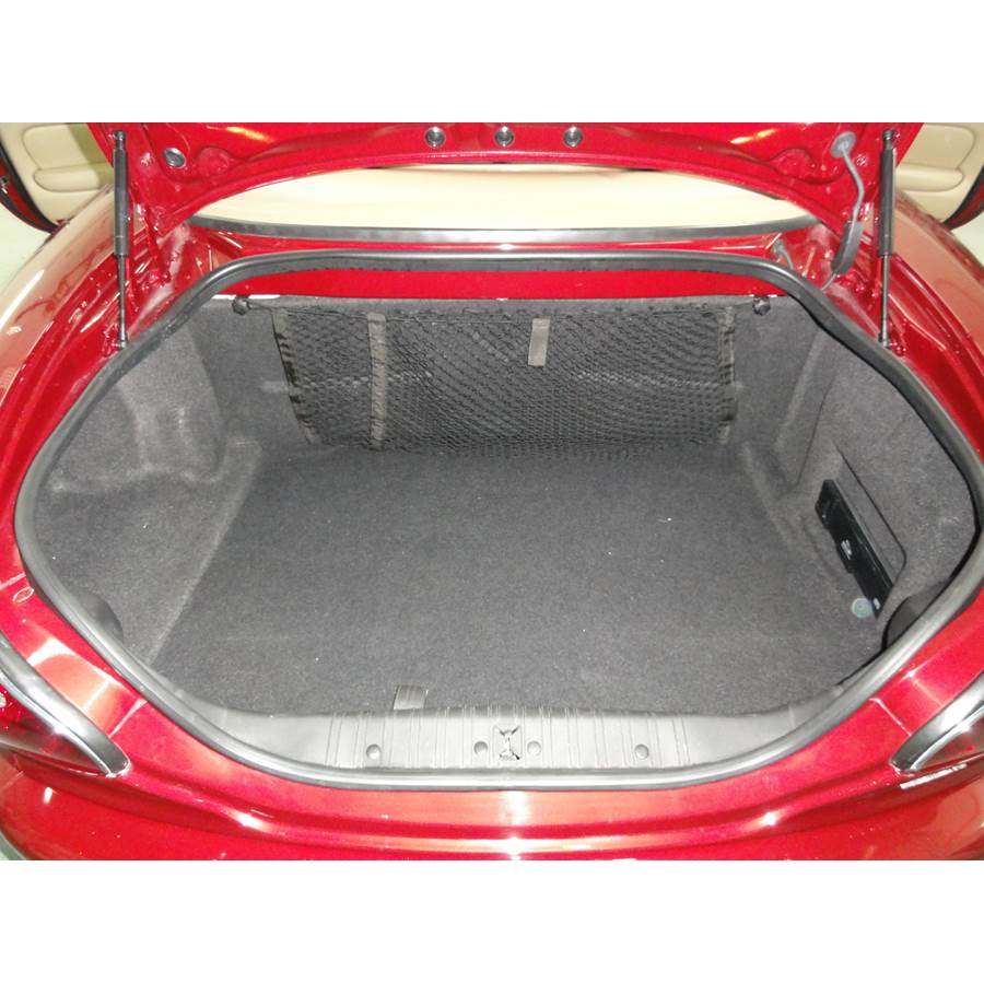 1999 Jaguar XK8 Cargo space