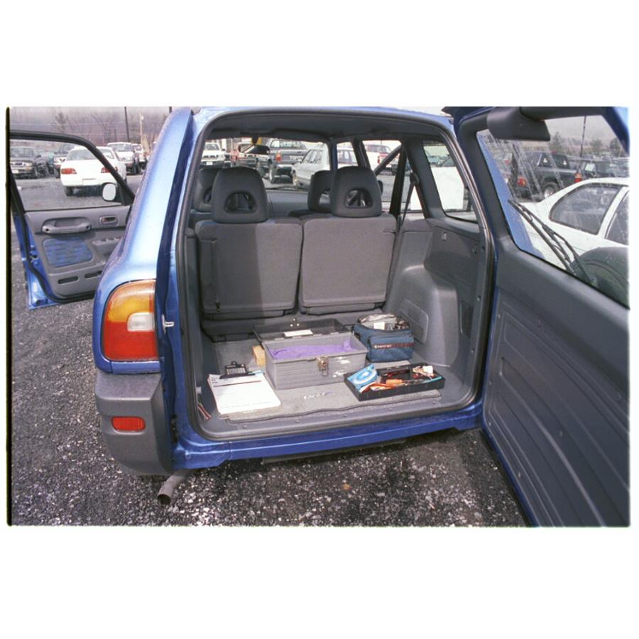 1996 Toyota RAV4 Cargo space