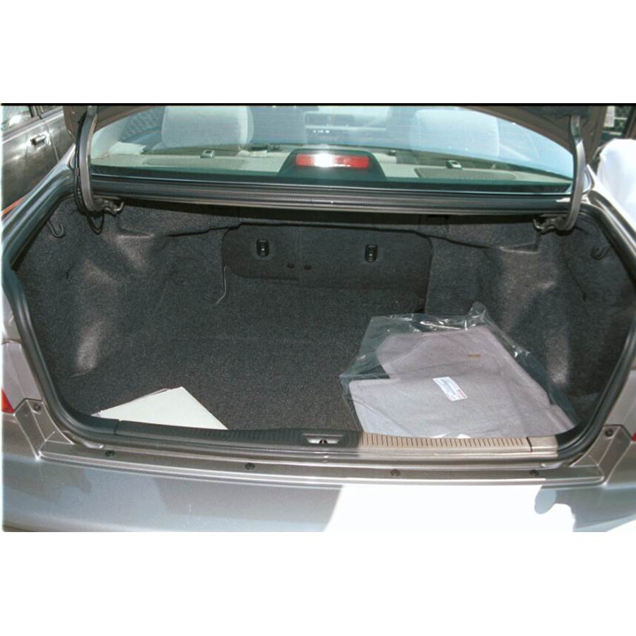 2001 Toyota Camry Cargo space