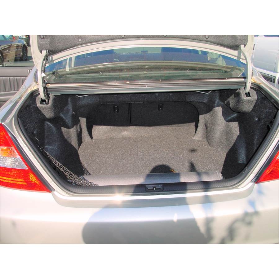 2006 Toyota Camry Cargo space