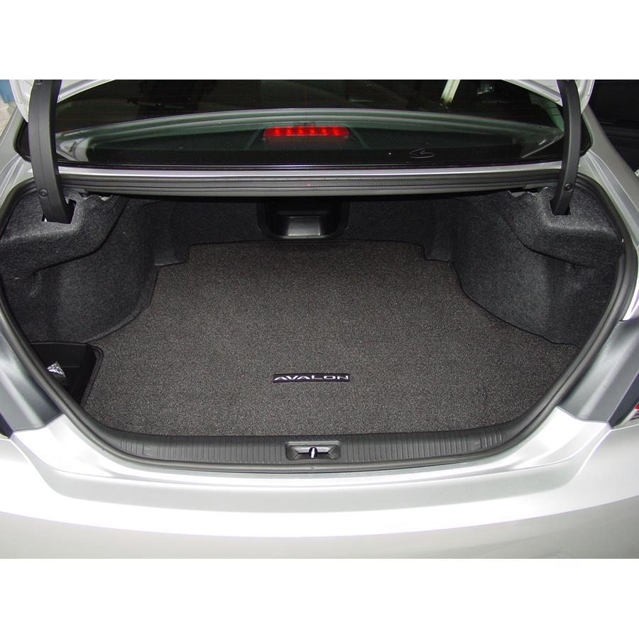 2011 Toyota Avalon Cargo space