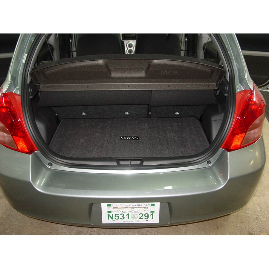2009 Toyota Yaris Cargo space