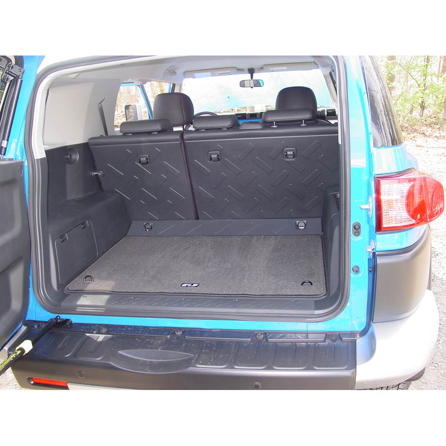 2011 Toyota FJ Cruiser Cargo space