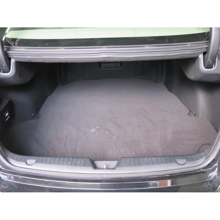 2016 Kia Cadenza Cargo space